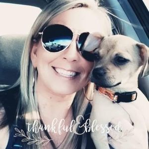 Meet your Posher, Carmen